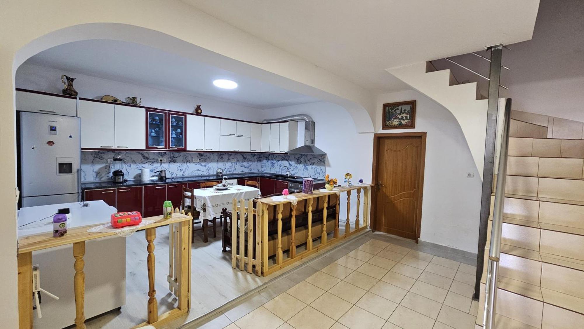Maria Guest House Përmet Esterno foto